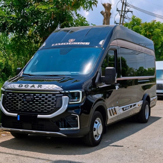 Thue Xe Limousine 12 Cho Dcar 4541